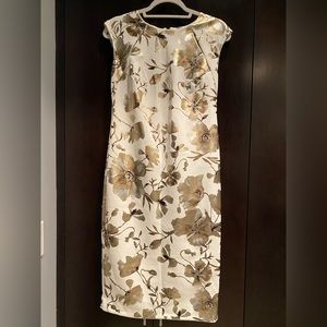 THALIA SODI Women’s Sheath Dress (6, White with Gold Flowers) NEW WITH TAGS